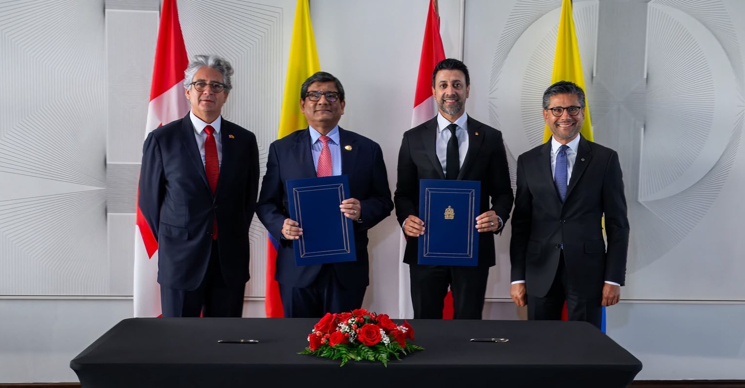 Ecuador y Canadá firman TLC con arancel cero para 99,6% de bienes